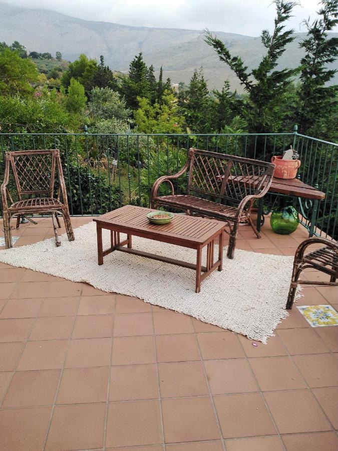 Il Corbezzolo Suite Appartament Кастеллуццо Экстерьер фото